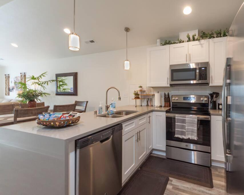 Modern Decor & Style King Bed Wifi With Garage Villa Spokane Dış mekan fotoğraf